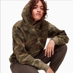 Aritzia TNA Perfect Hoodie